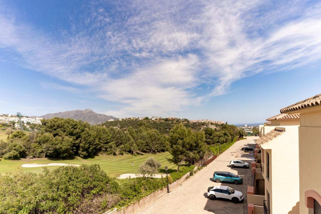 Los Arqueros Golf Apartments Benahavís Eksteriør bilde