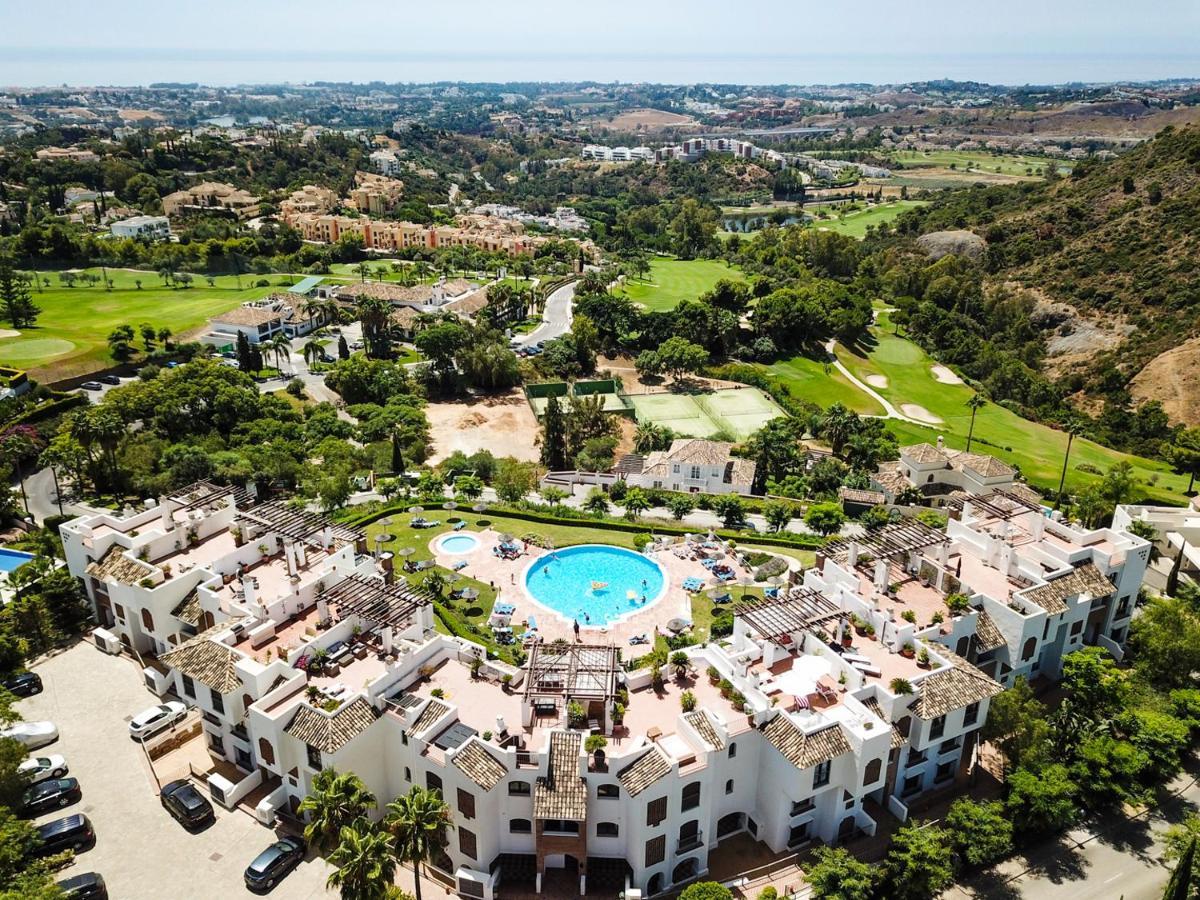 Los Arqueros Golf Apartments Benahavís Eksteriør bilde