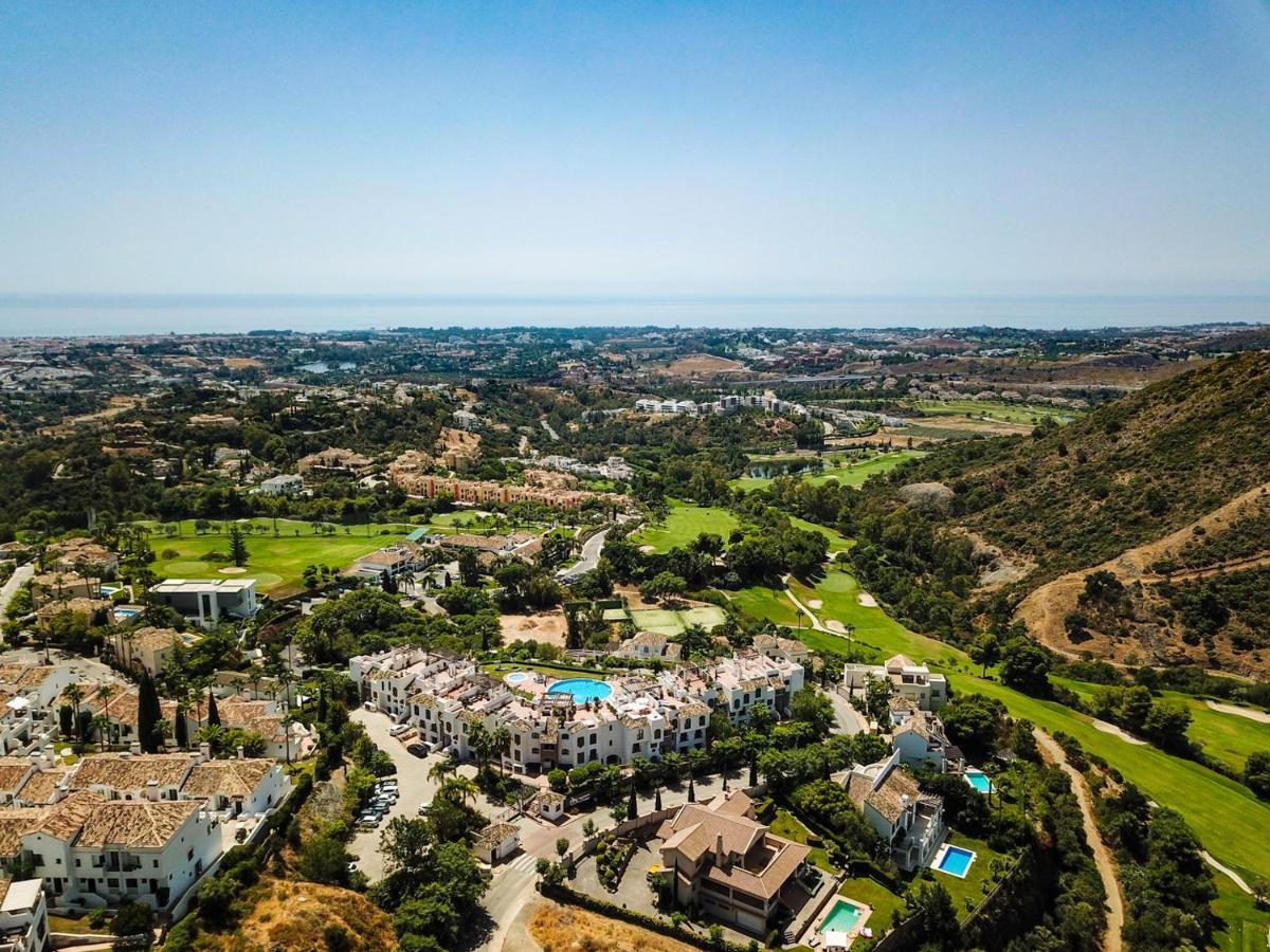 Los Arqueros Golf Apartments Benahavís Eksteriør bilde