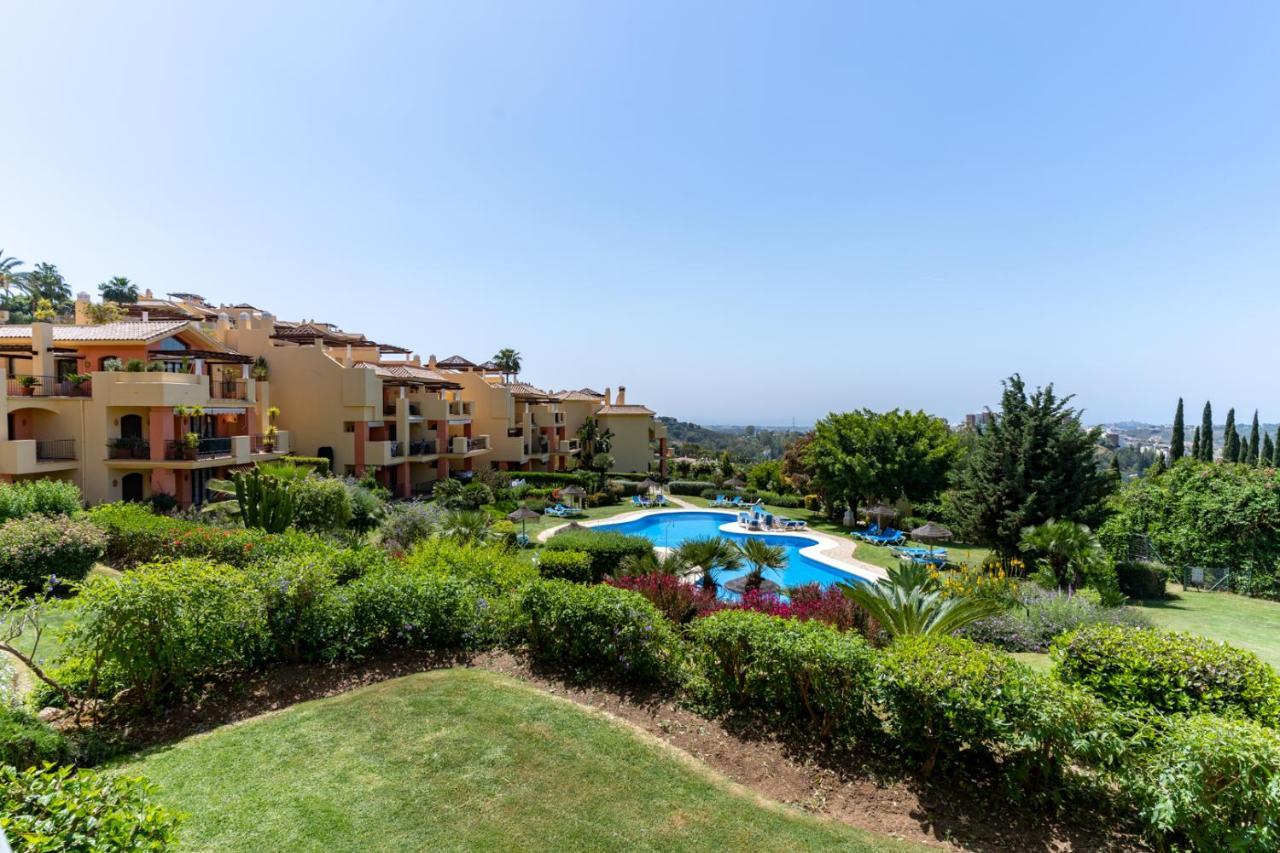 Los Arqueros Golf Apartments Benahavís Eksteriør bilde