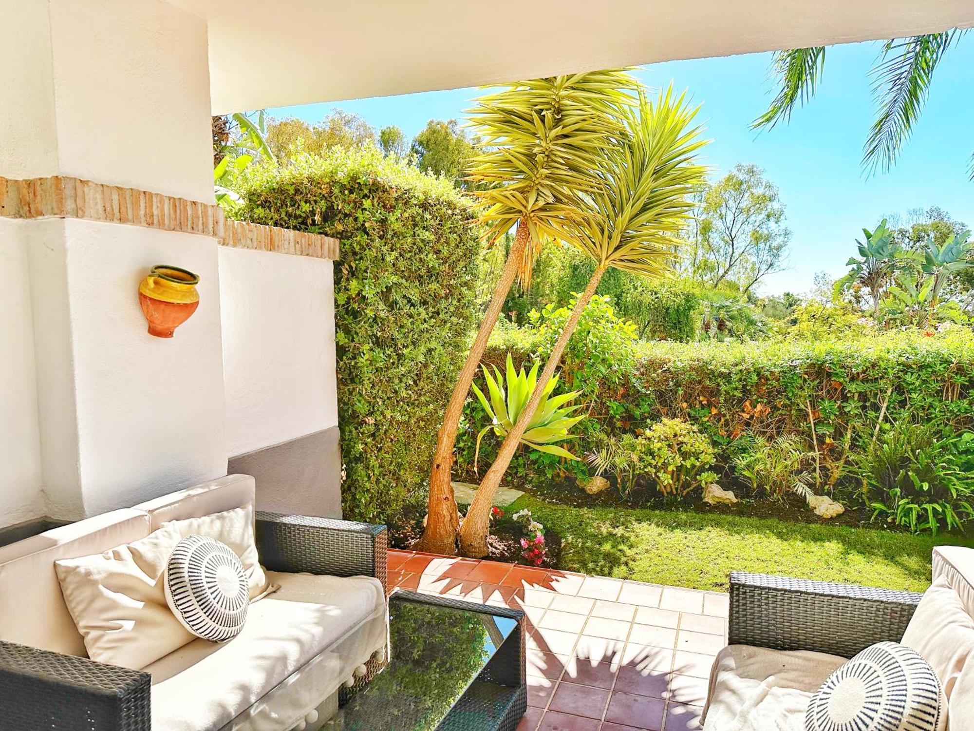 Los Arqueros Golf Apartments Benahavís Eksteriør bilde