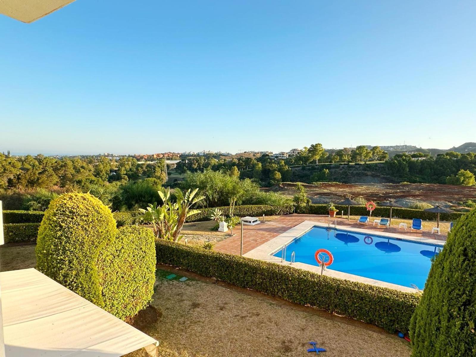 Los Arqueros Golf Apartments Benahavís Eksteriør bilde